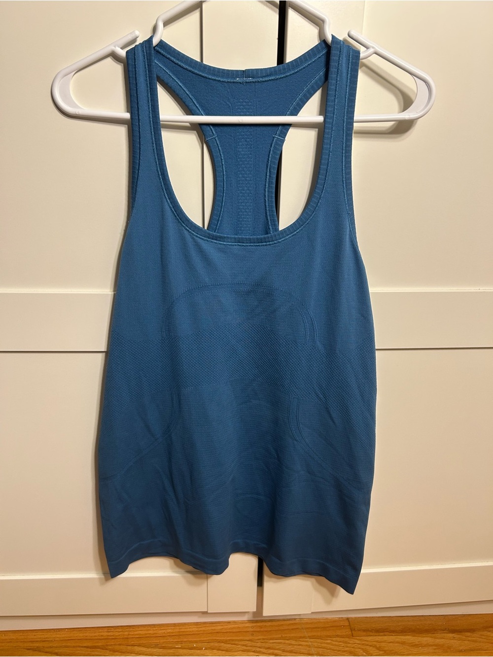 Lululemon Swiftly Tech Racerback size 10 - Picture 6 of 7